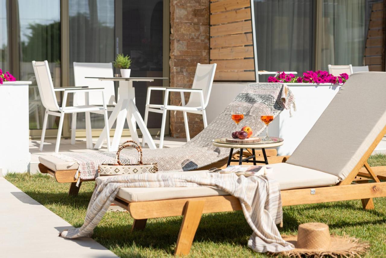 Imagine Luxury Suites 니키티 외부 사진