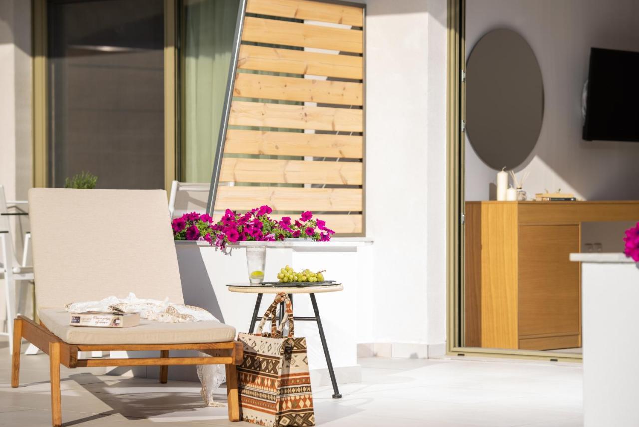 Imagine Luxury Suites 니키티 외부 사진