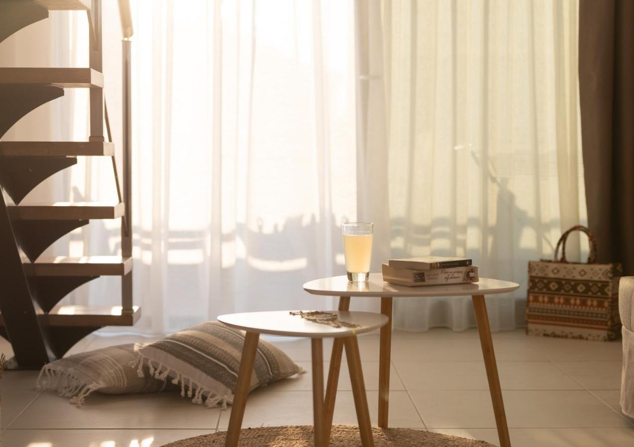 Imagine Luxury Suites 니키티 외부 사진